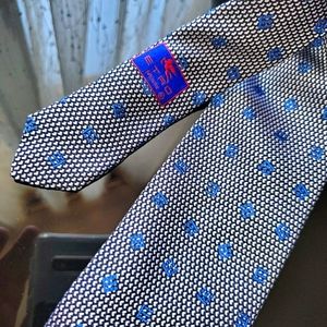 ETRO Milano 🇮🇹 luxury branded tie